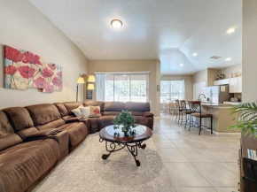 4 Bed in Windsor Palms Resort - Steps to Disney villa